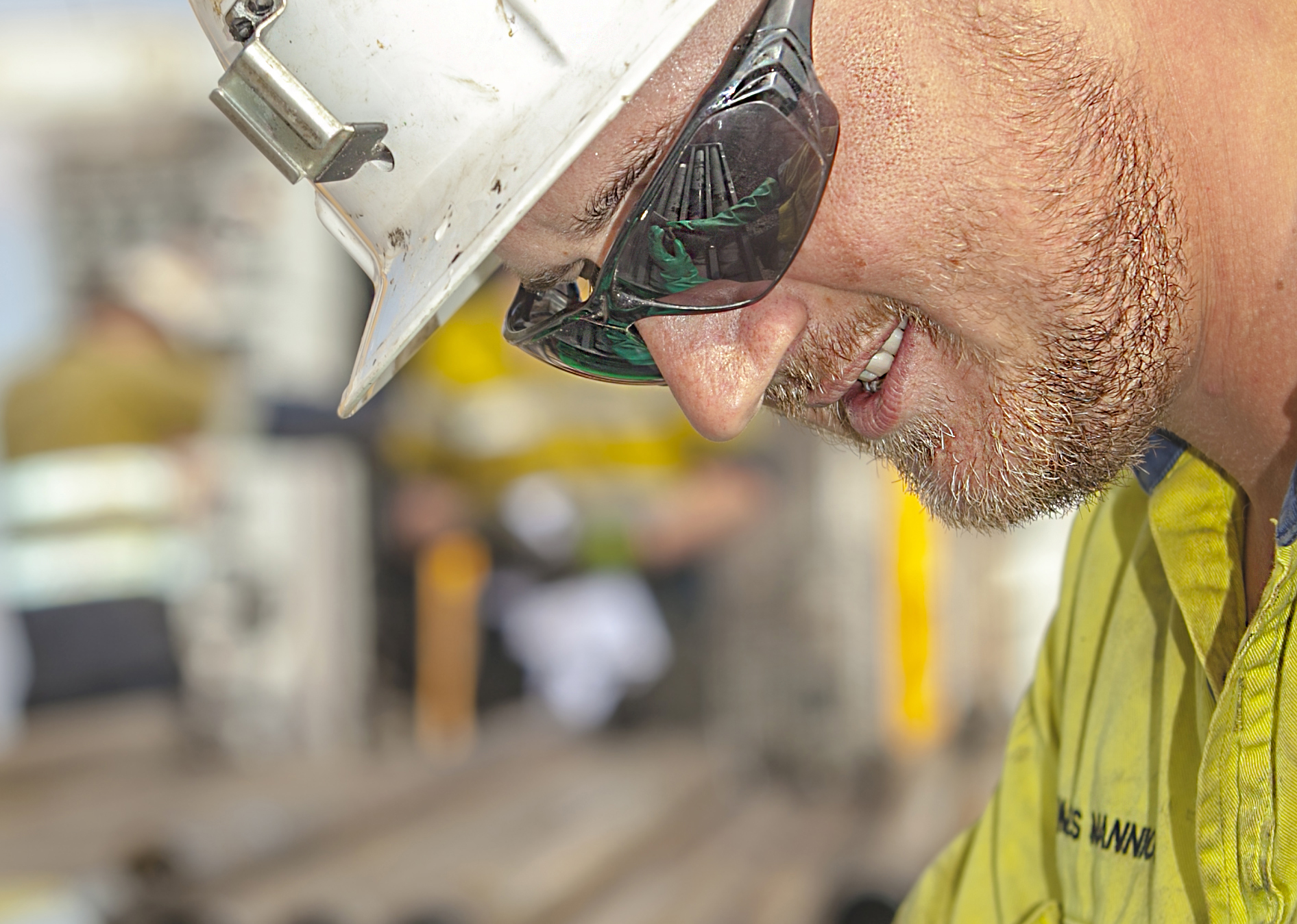 cleaning core at the drill